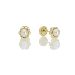 18ct yellow gold flower center pearl. £41 72 07113_